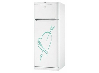 Холодильник Indesit TEAA 5 P graffiti